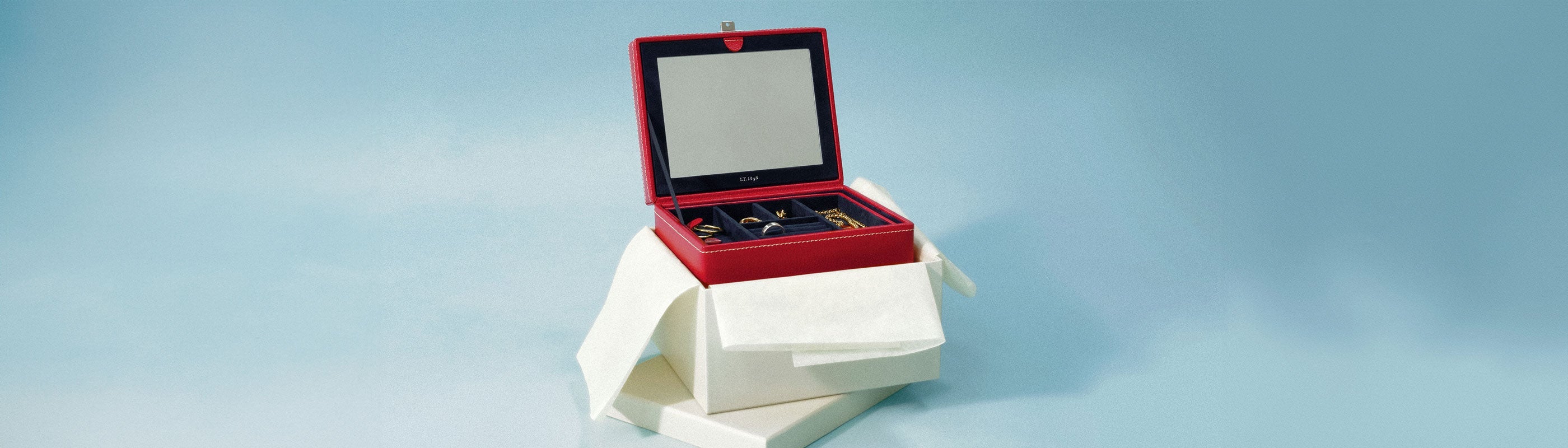 Jewelry & Watch Boxes