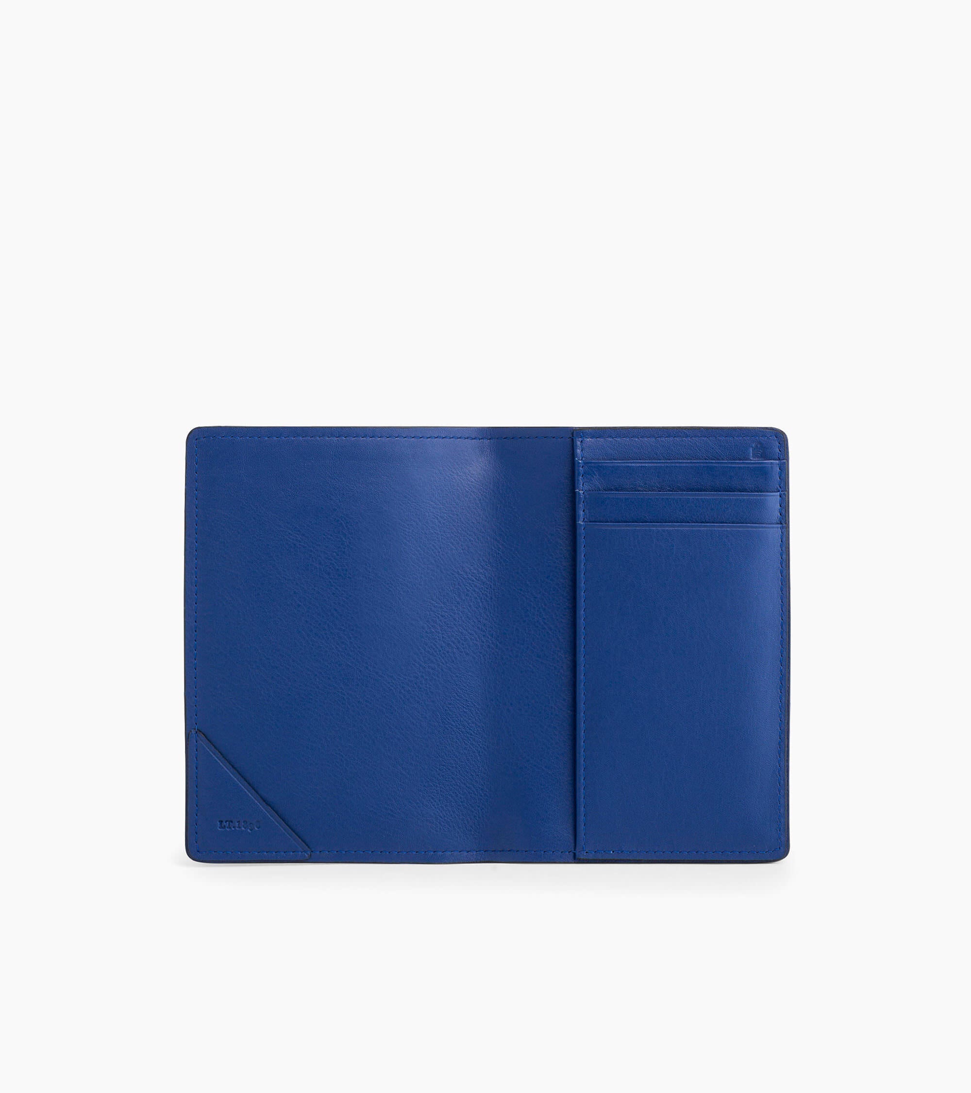 Augustin grained leather passport holder