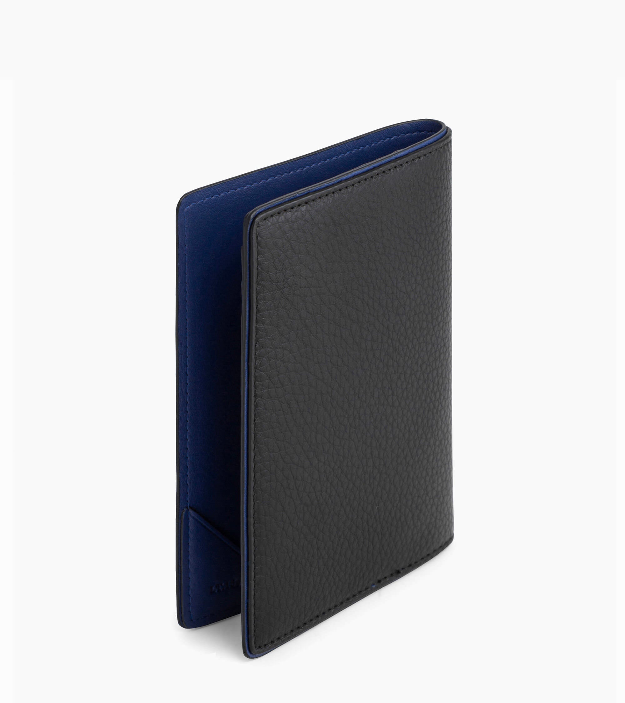 Augustin grained leather passport holder