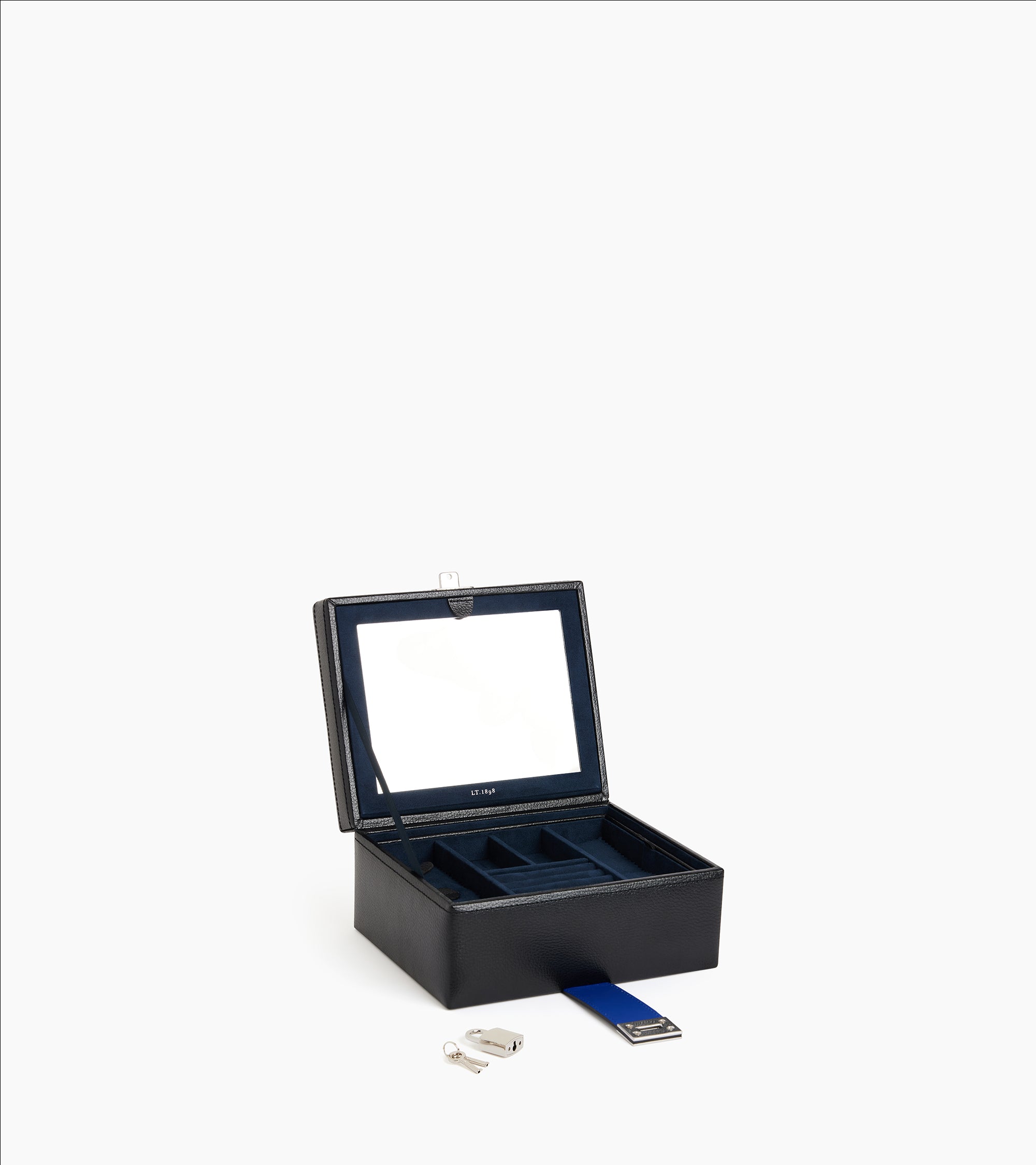 Medium jewelry case