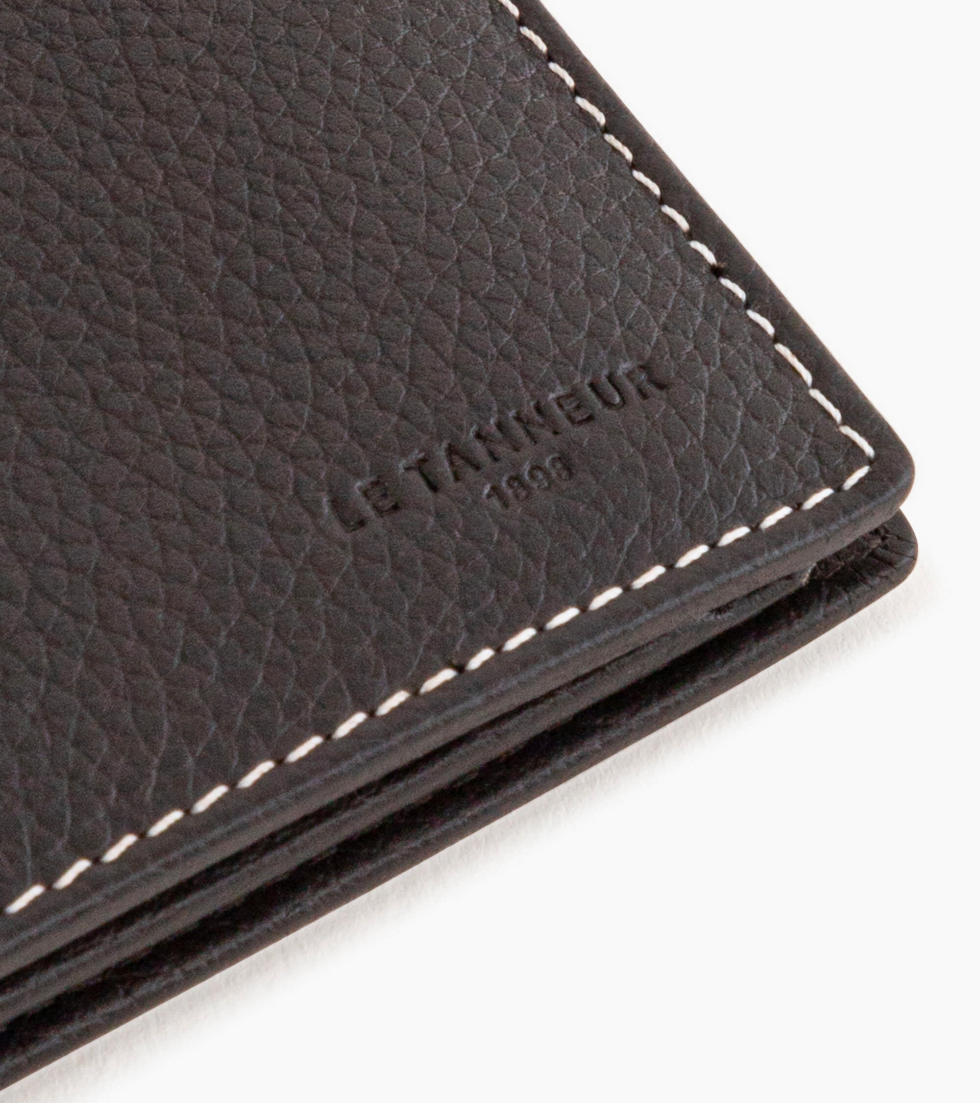 Charles horizontal, zipped wallet with 2 gussets in grained leather