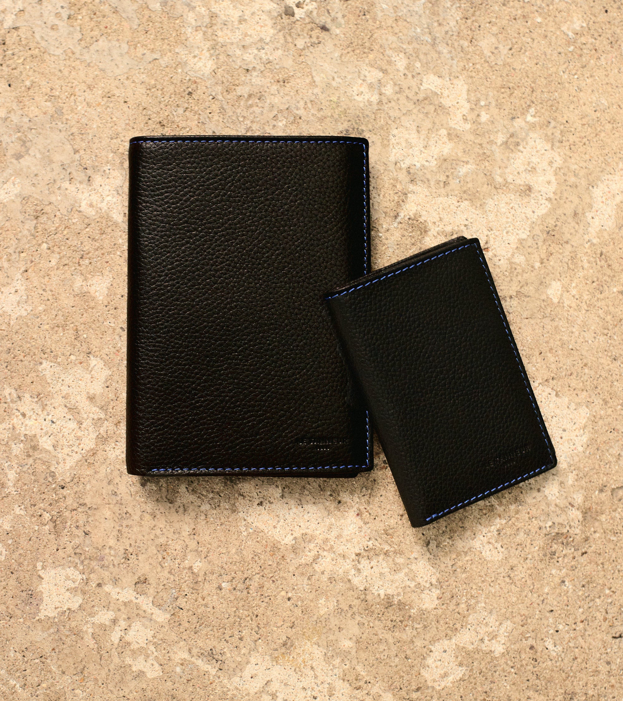 Charles small card holder in grained leather