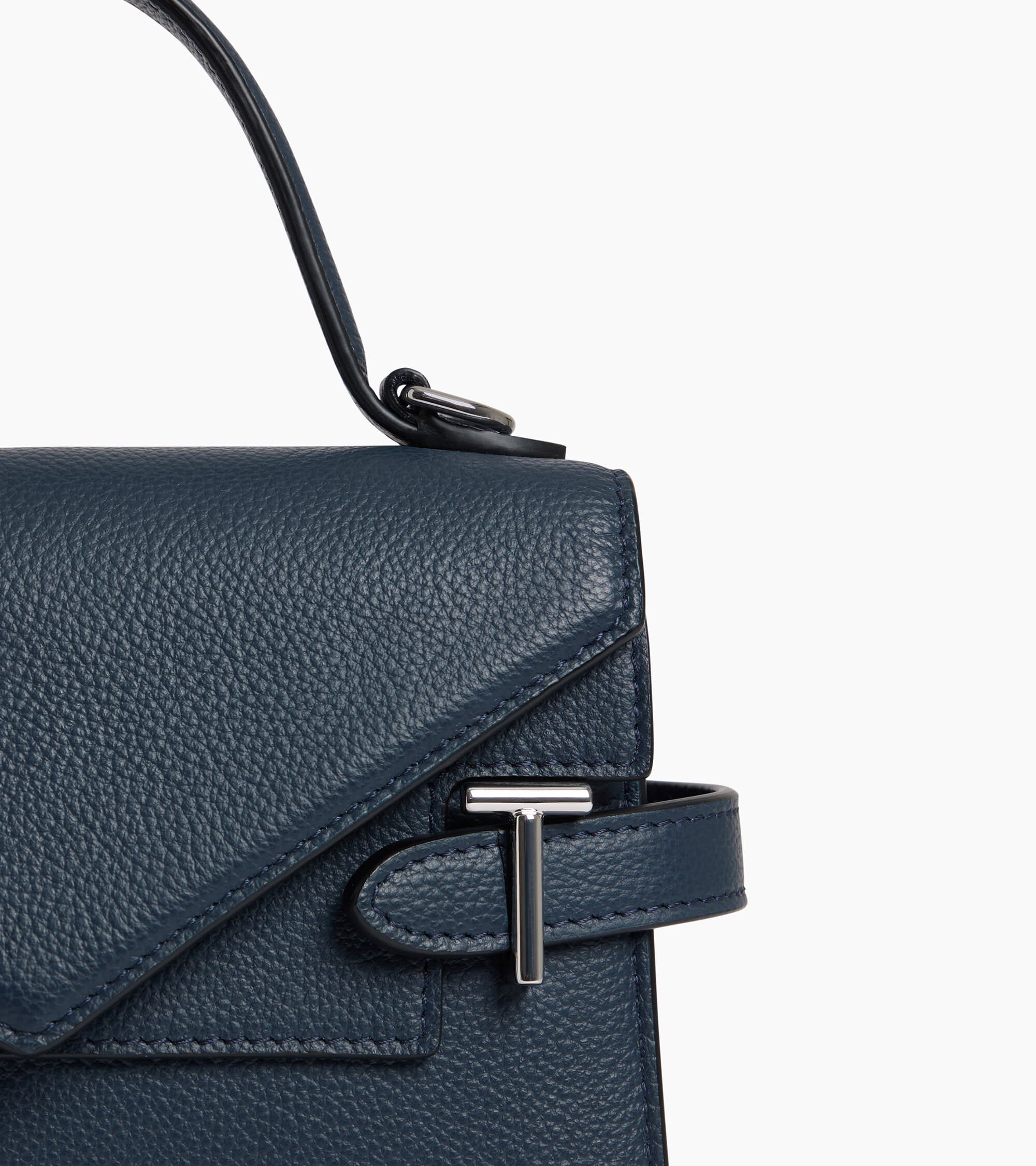 Emilie small handbag with double flap in grained leather