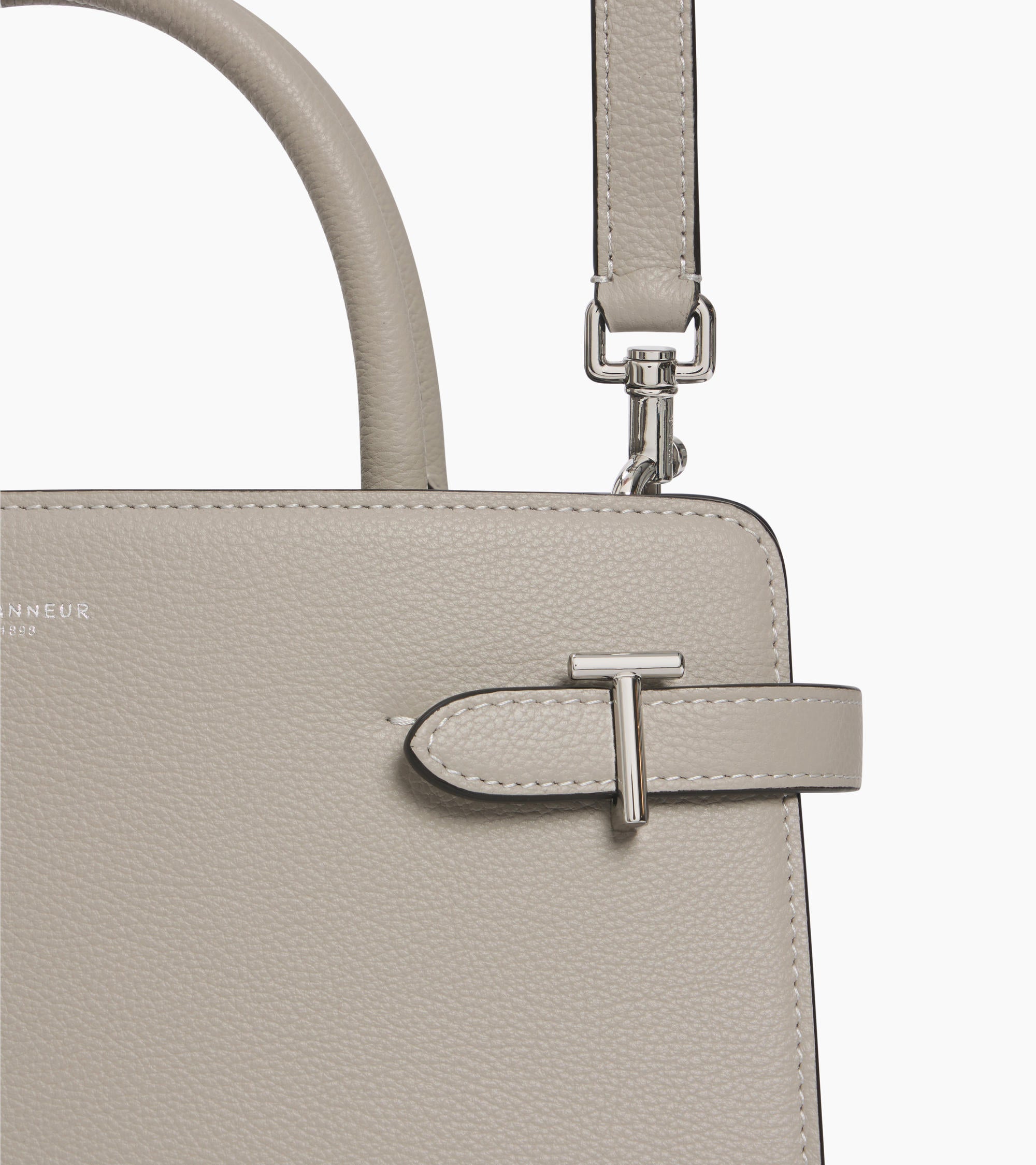 Emilie medium-sized handbag in grained leather