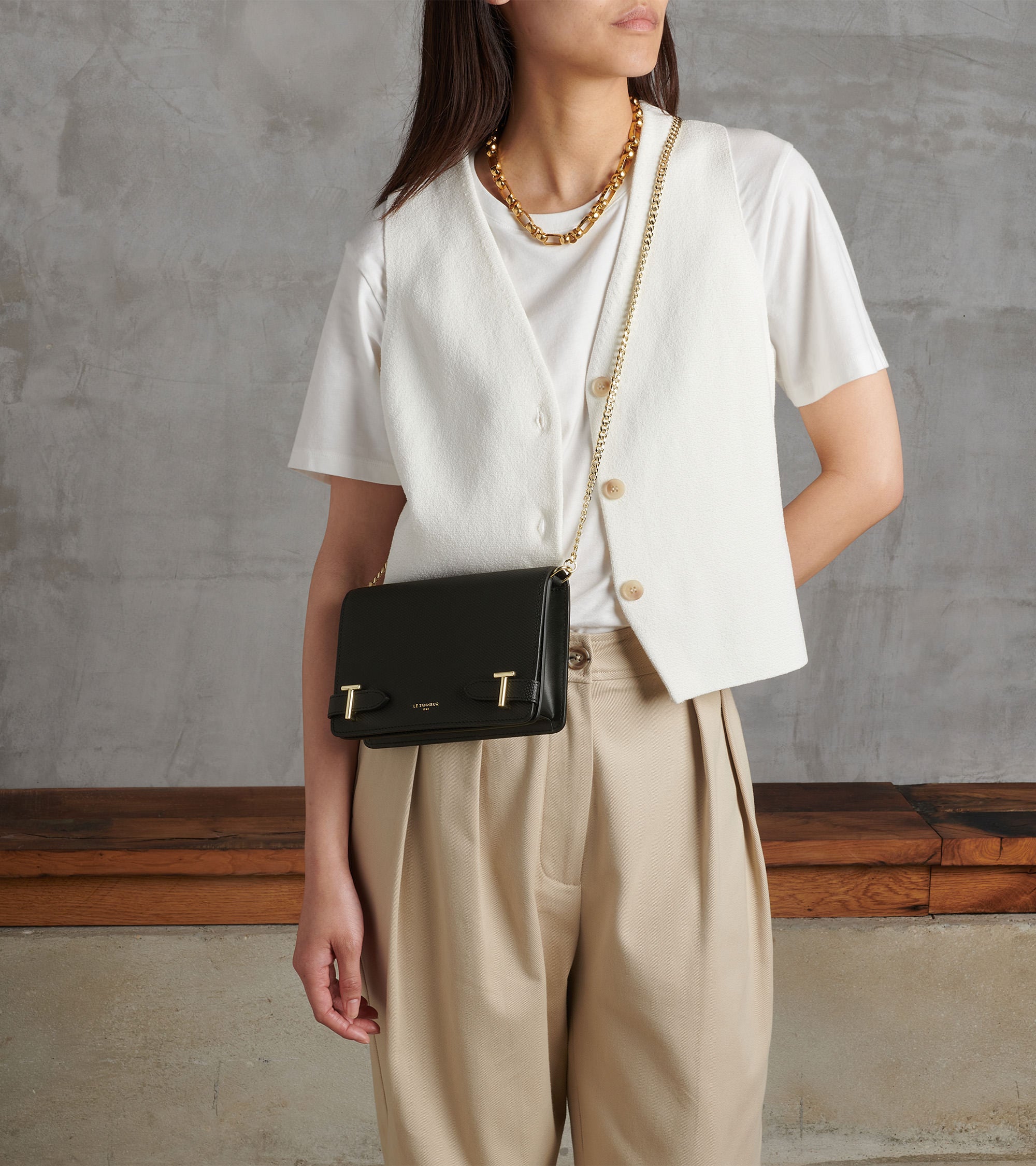 Emilie small bag with crossbody strap in signature T leather