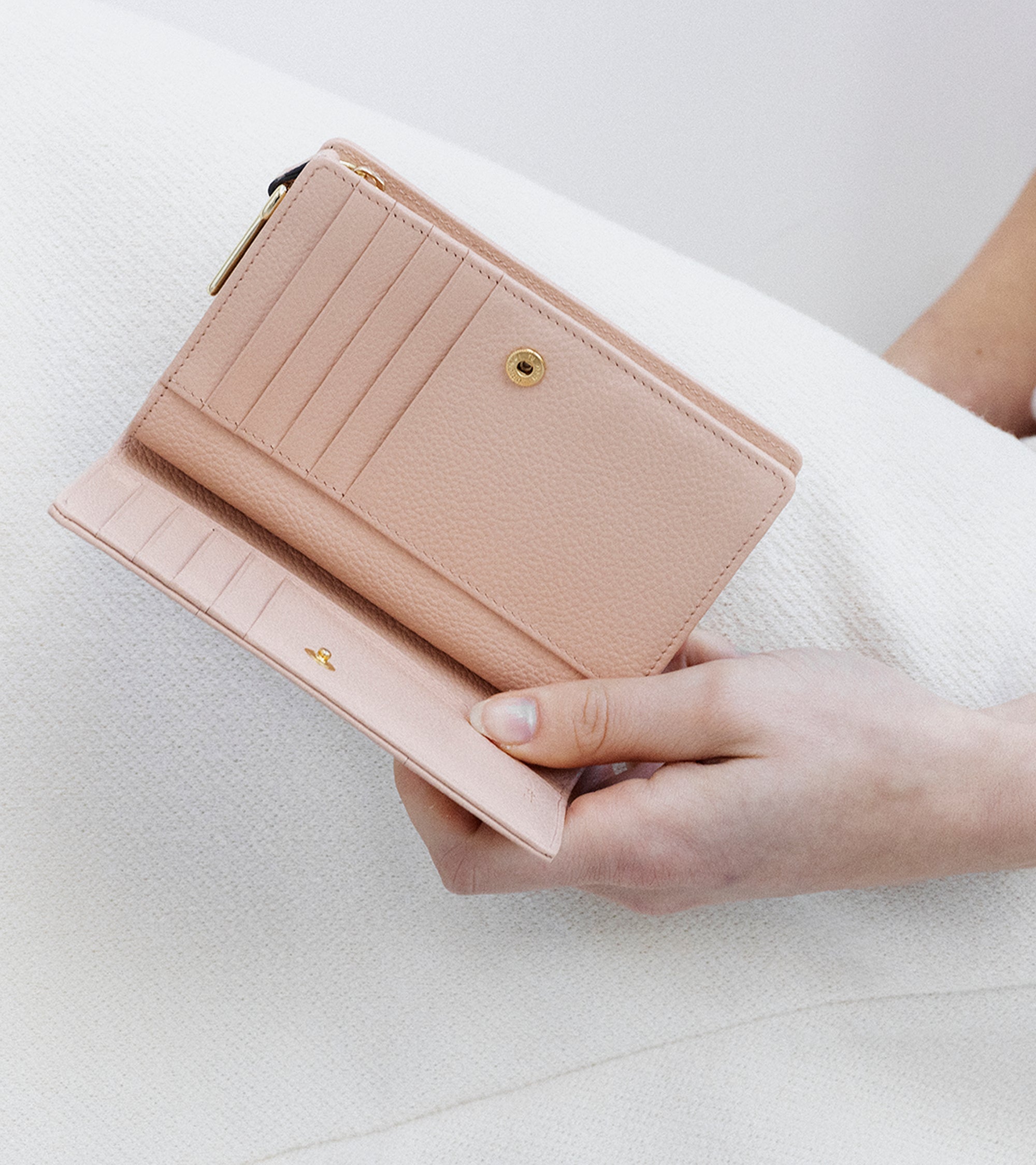 Juliette medium wallet in grained leather