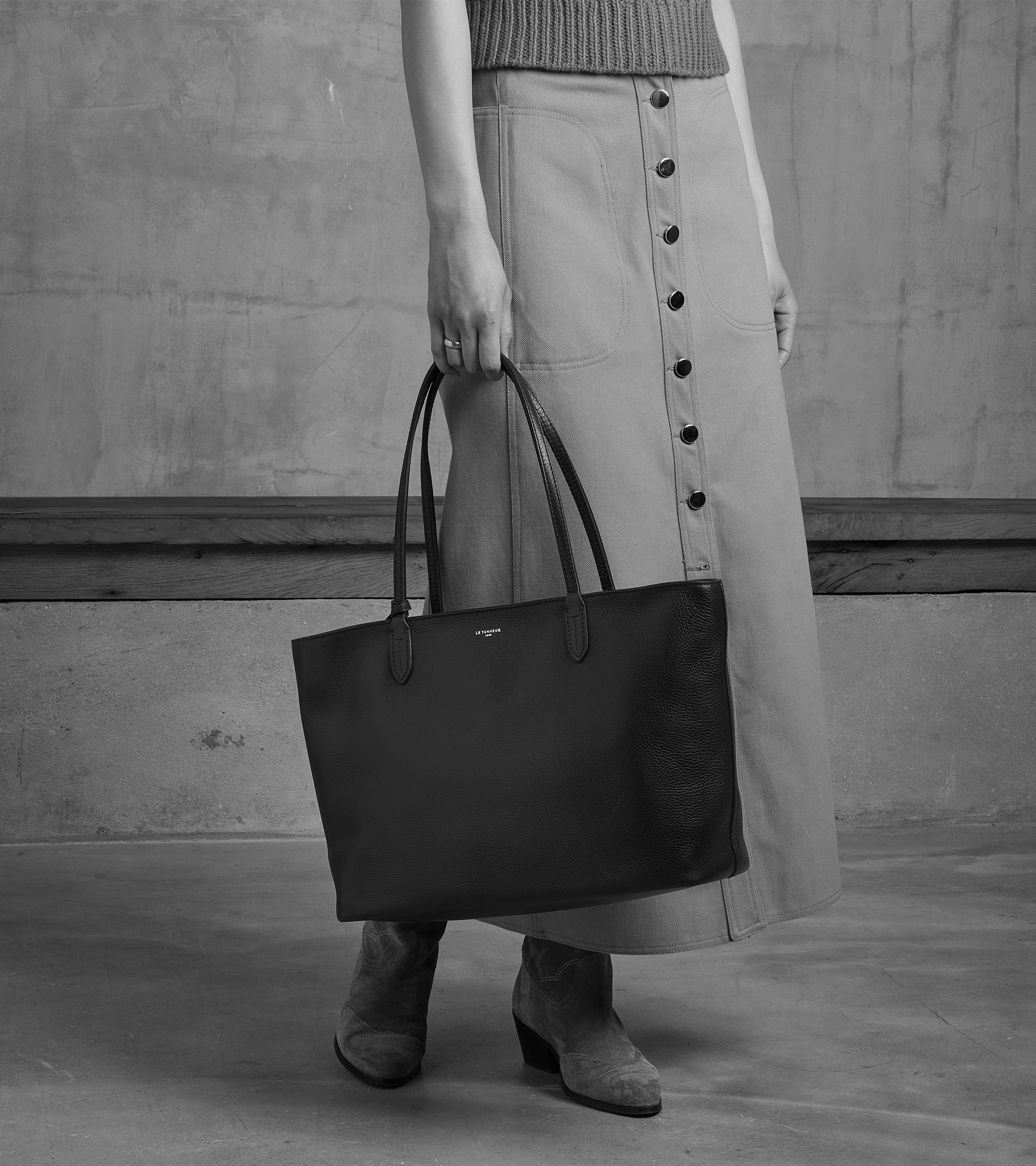 Louise large tote bag in grained leather