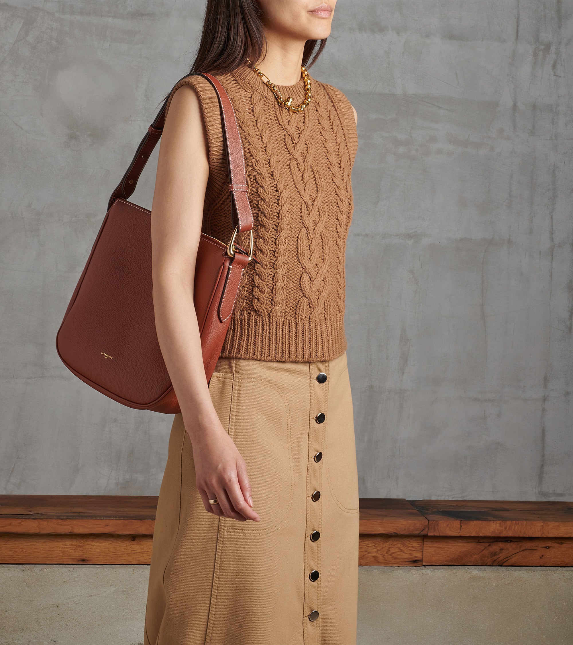 Madeleine mid-sized hobo bag in grained leather