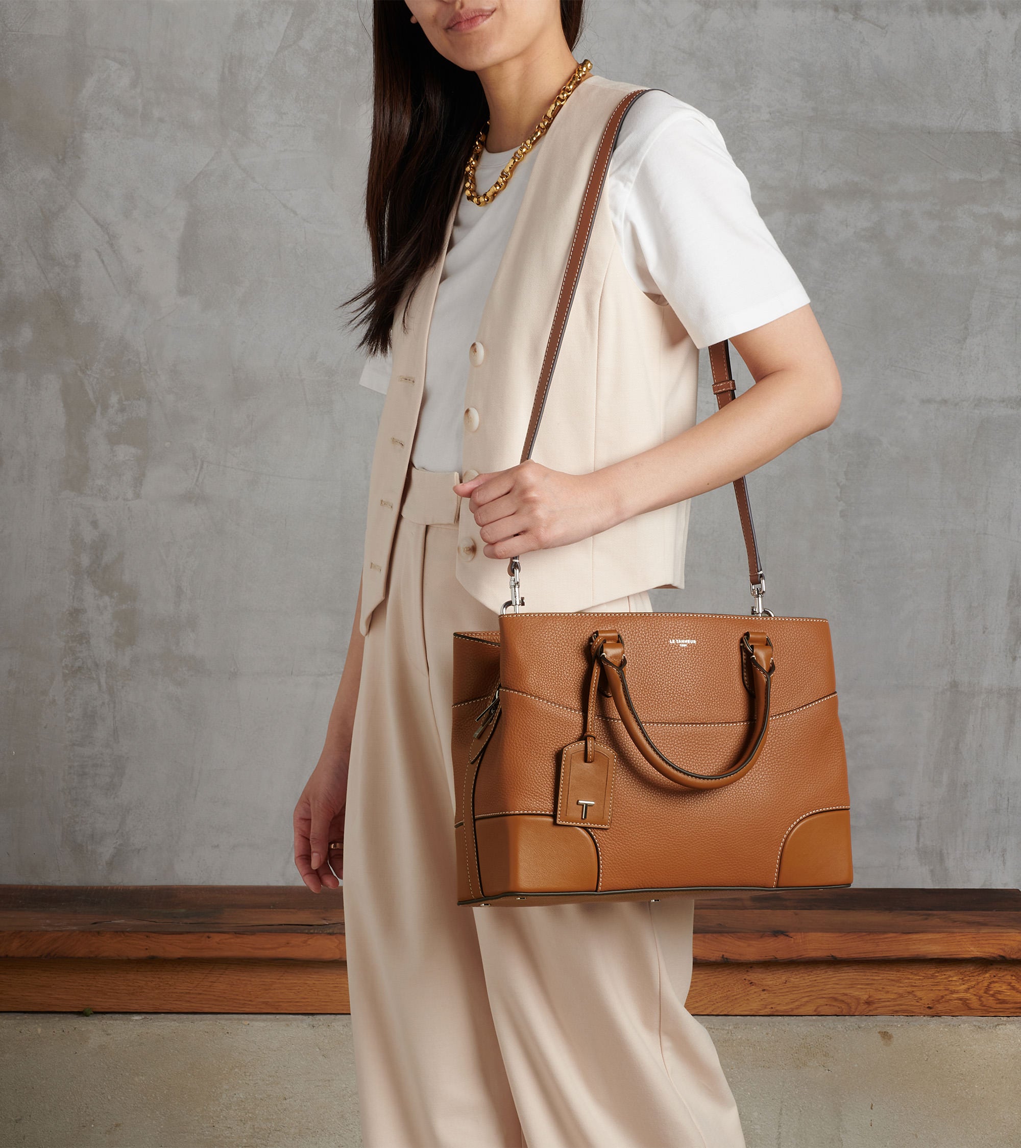 Romy large handbag in smooth grained leather